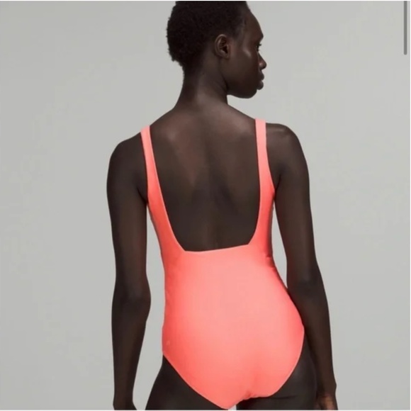 Lululemon Waterside Square-Neck One-Piece Swimsuit Raspberry Cream Size 6 - Picture 2 of 4